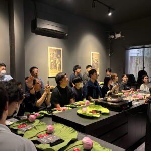 Hands-on Discovery of Vietnamese Lotus Tea & Culture