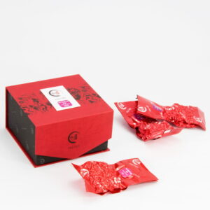 TRAVIET Tie Guan Yin and Oloong Tea Gift Box | Traditional Oolong and Floral Green Tea Set