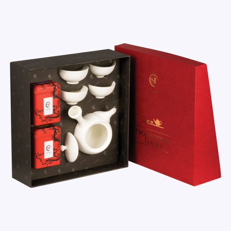 tu-am-su-va-tra Ấm chén sứ trắng Tứ Ẩm và trà