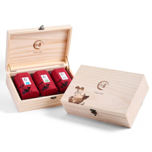 TRAVIET Heritage Wooden Tea Gift Box | Finest Selection for Tea Enthusiasts | Oolong Tea - Ancient Green Tea - Top Bud Tea