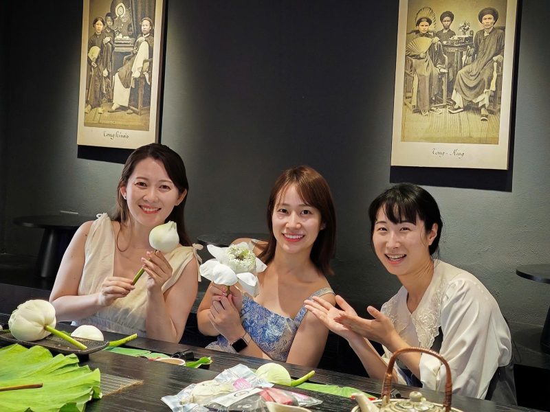 Lotus tea experience