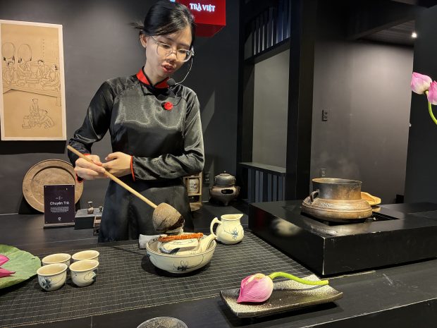 Lotus Tea Experience
