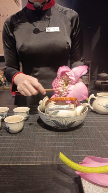 Lotus Tea Experience